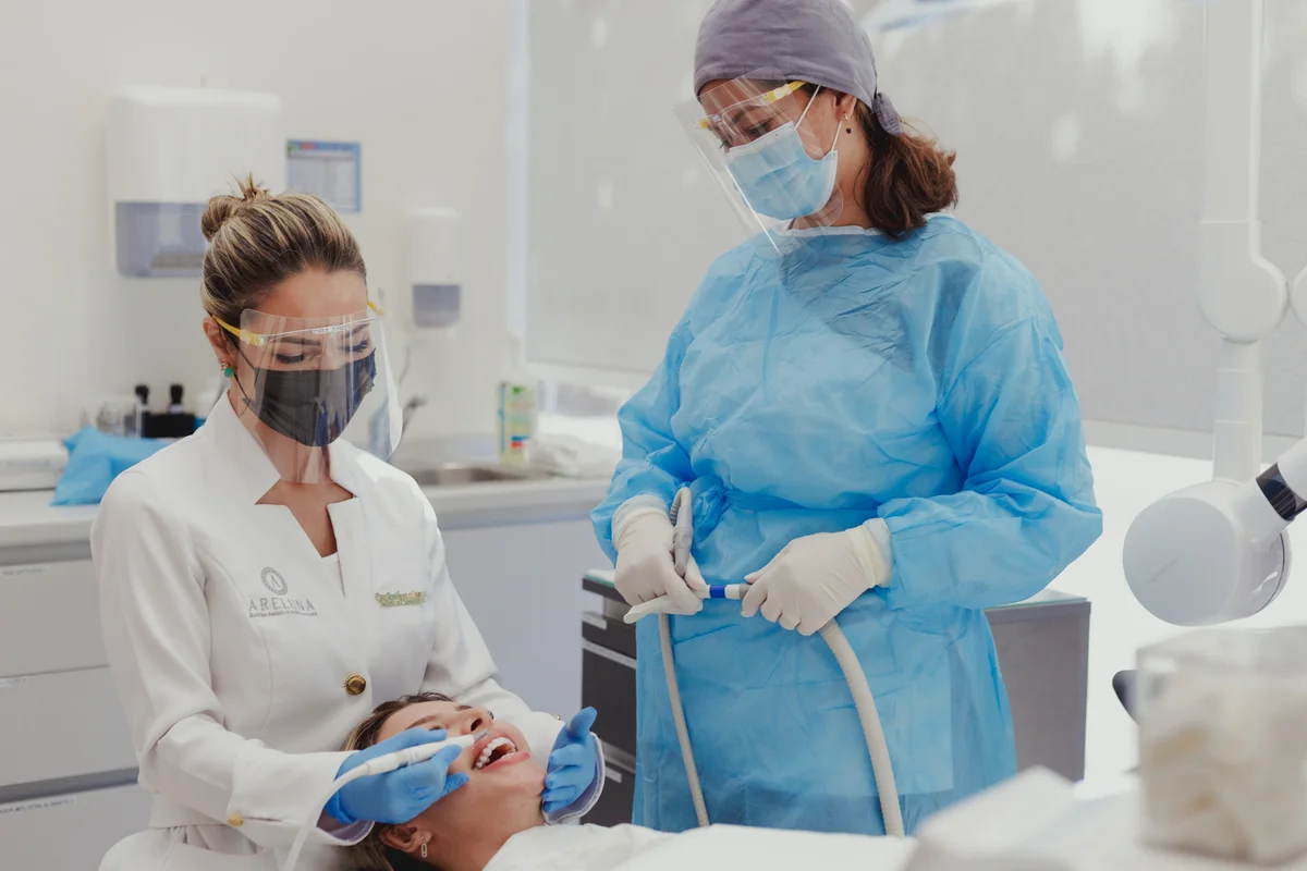 Turismo Dentário – Como funciona, vantagens e desafios