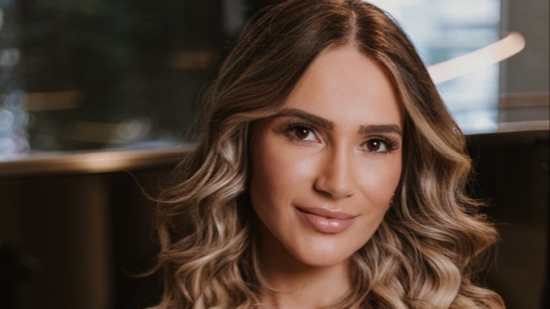 Dra. Arethuza Luna, especialista em Harmonização Orofacial