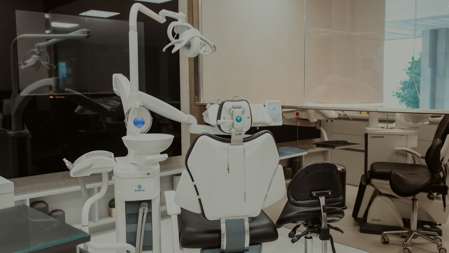Implante Dentário: Como Escolher um Tratamento de Qualidade e Evitar Problemas Futuros — Instituto AreLuna