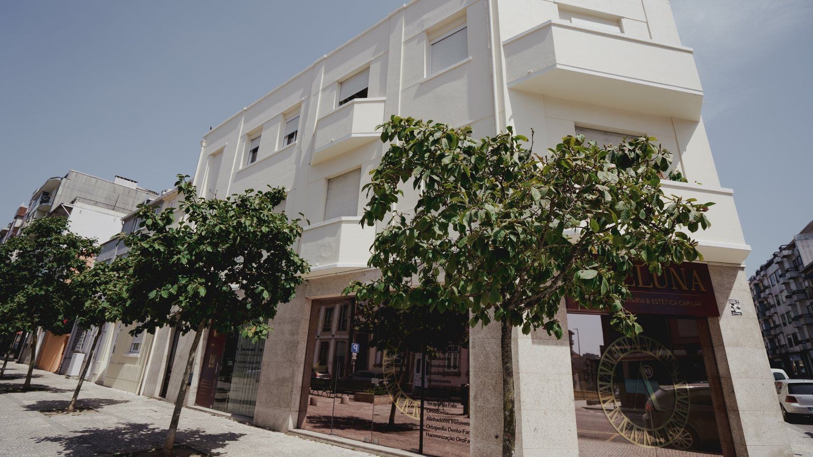 Turismo Dentário em Portugal: Porque Cada Vez Mais Pacientes Escolhem o Porto para Tratar o Sorriso — Instituto AreLuna
